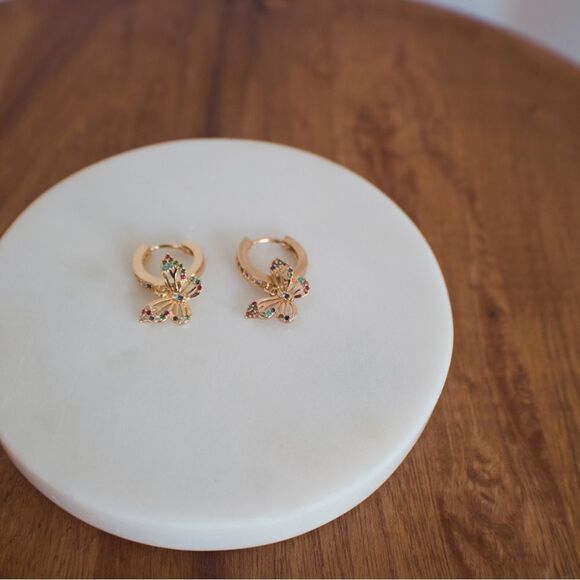 Piper•K 🦋 Butterfly mini hoops - Picture 6 of 10